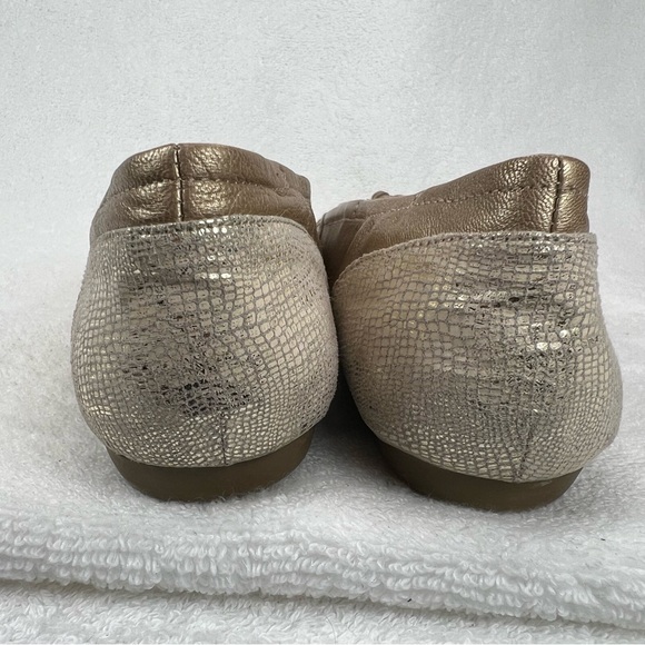 Bandolino gold patchwork flats with tassels - Picture 3 of 6